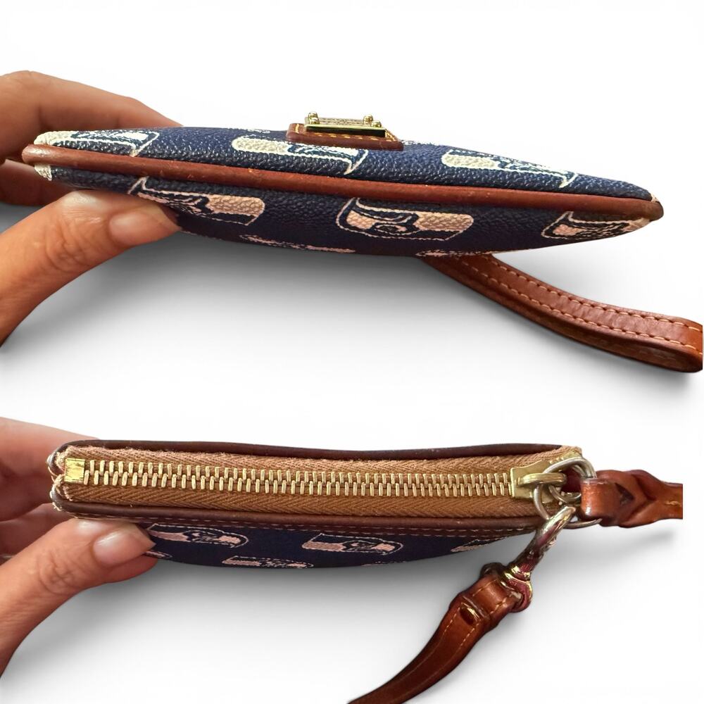 Dooney & Bourke NFL Seattle Seahawks Wristlet Wallet - Picture 4 of 6